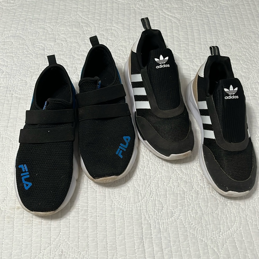 Boys sneakers